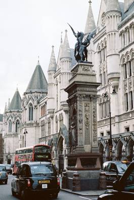  Studio Julien Barbès